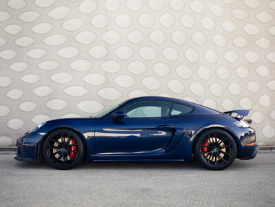 Porsche Cayman 718 GT4